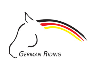 German Riding - sítě na seno, čištění koní, deky na koně ...